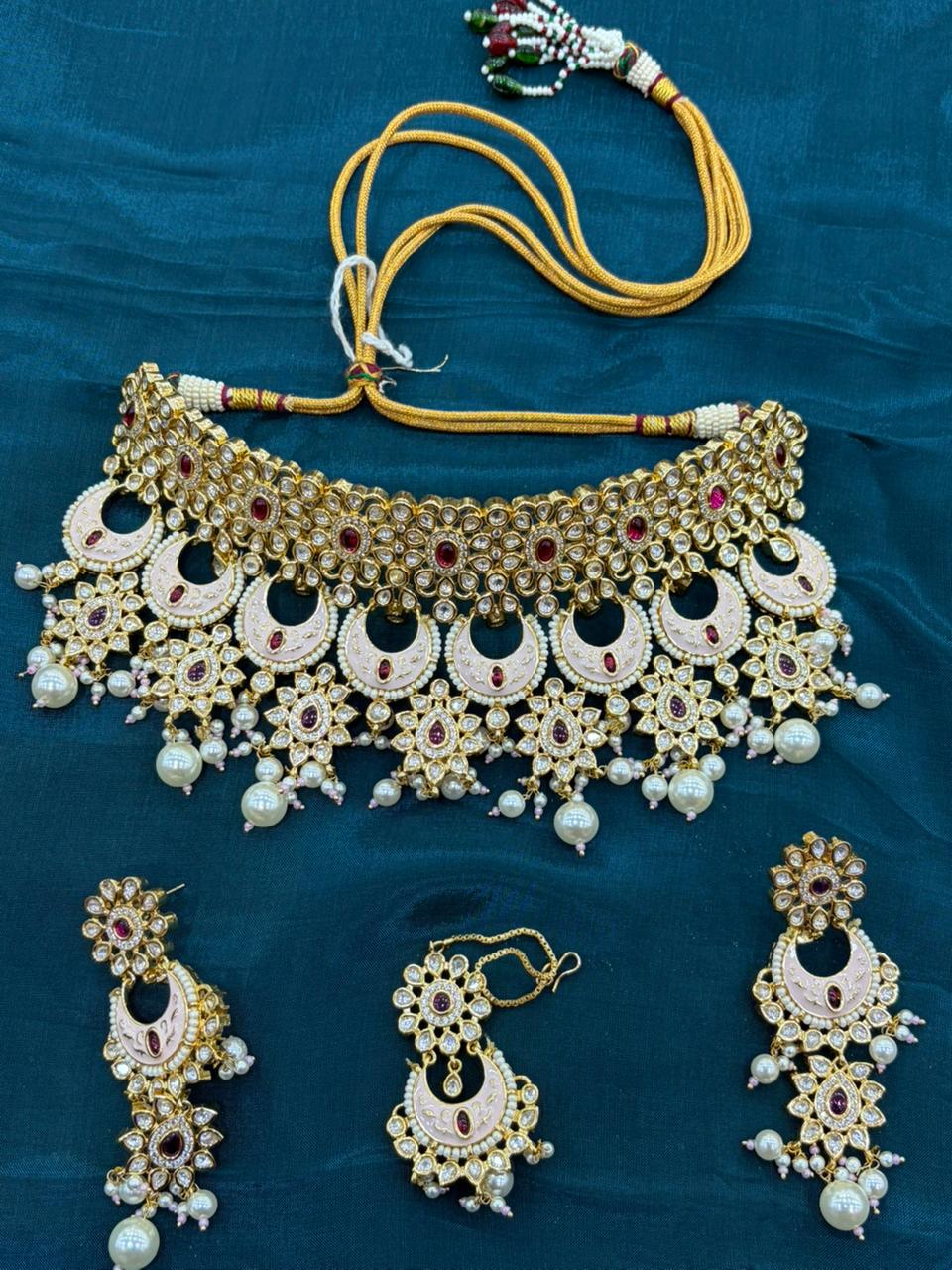 NECKLACE SET