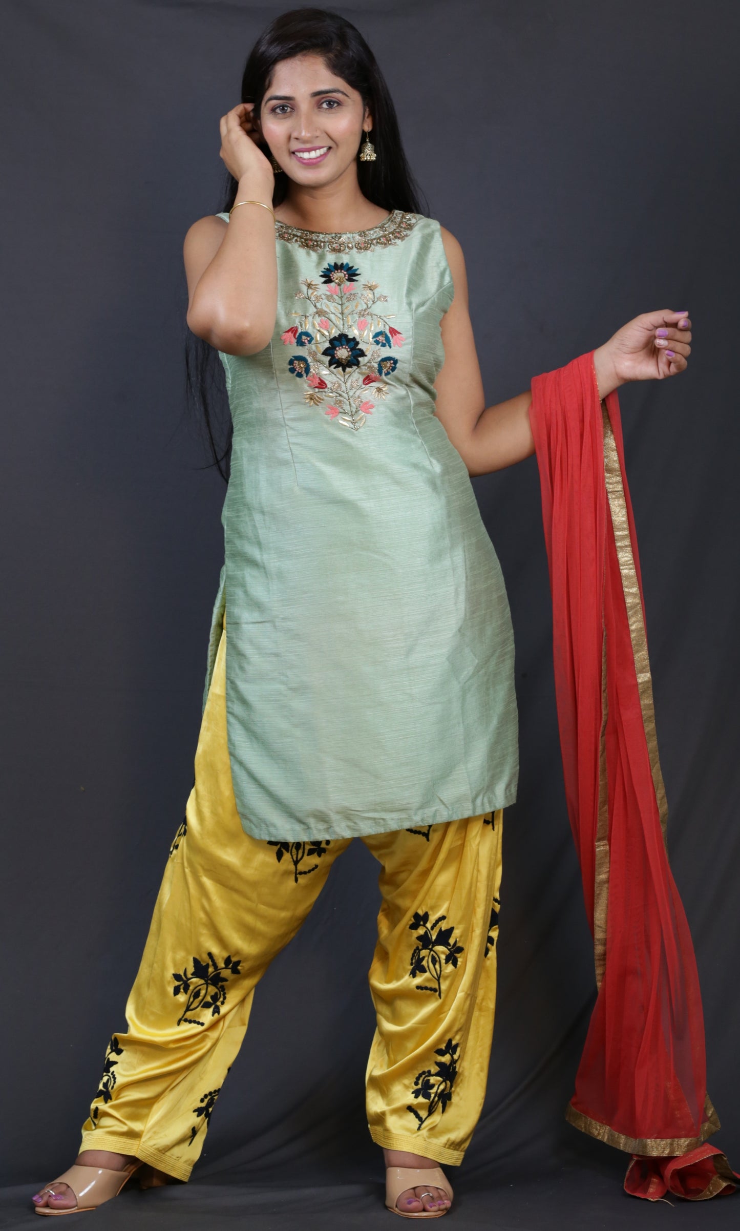 PUNJABI SUIT