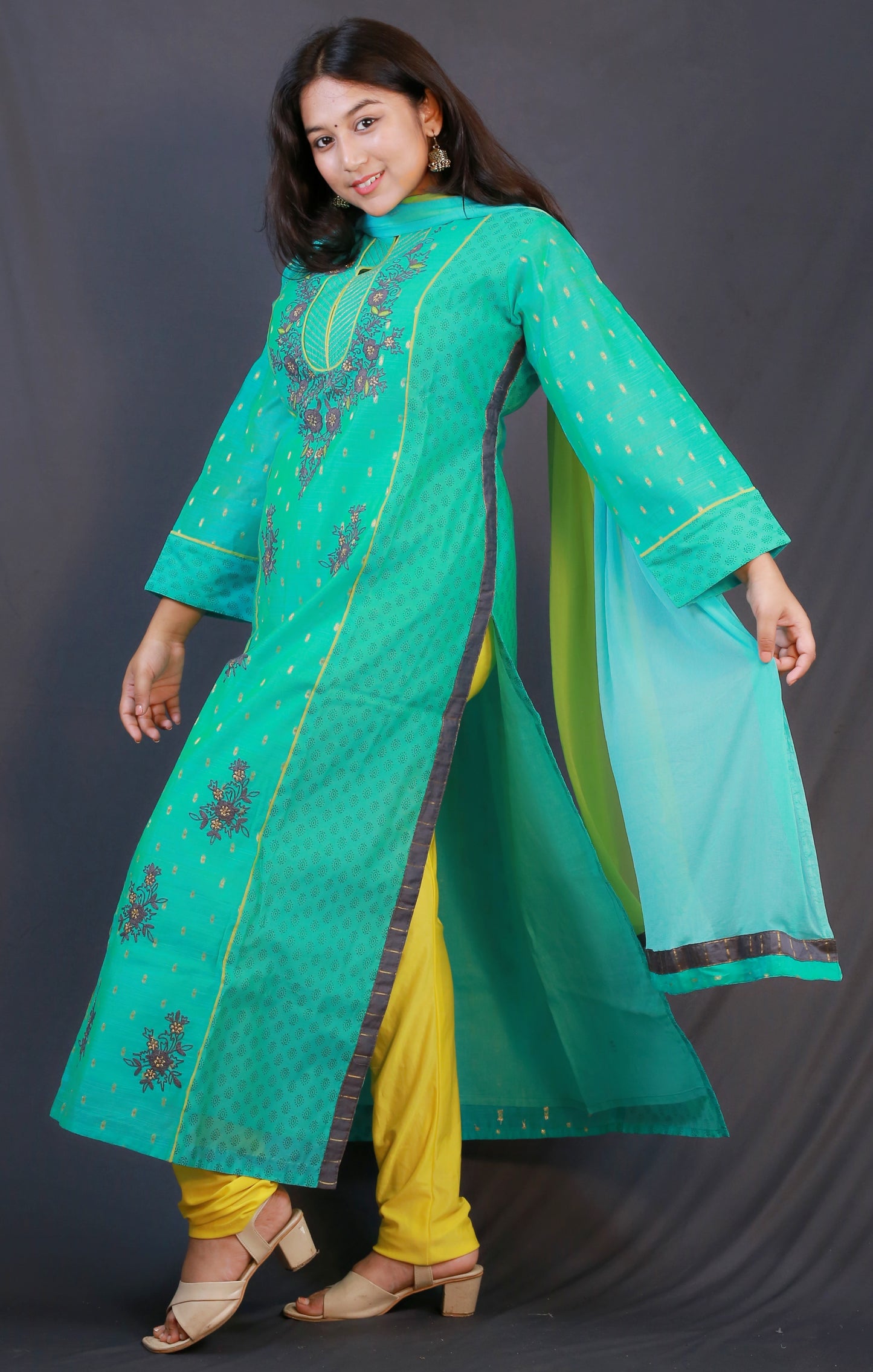 PUNJABI SUIT
