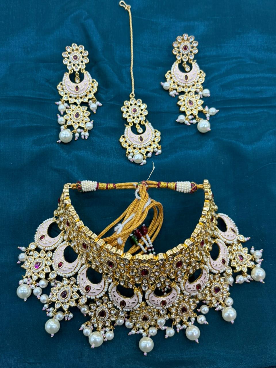 NECKLACE SET
