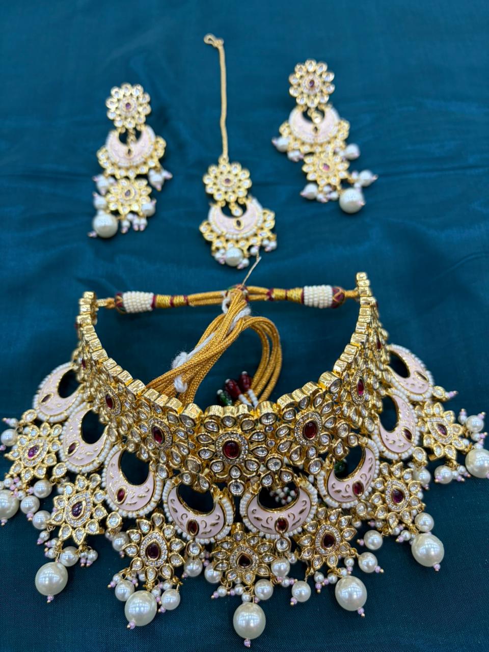 NECKLACE SET