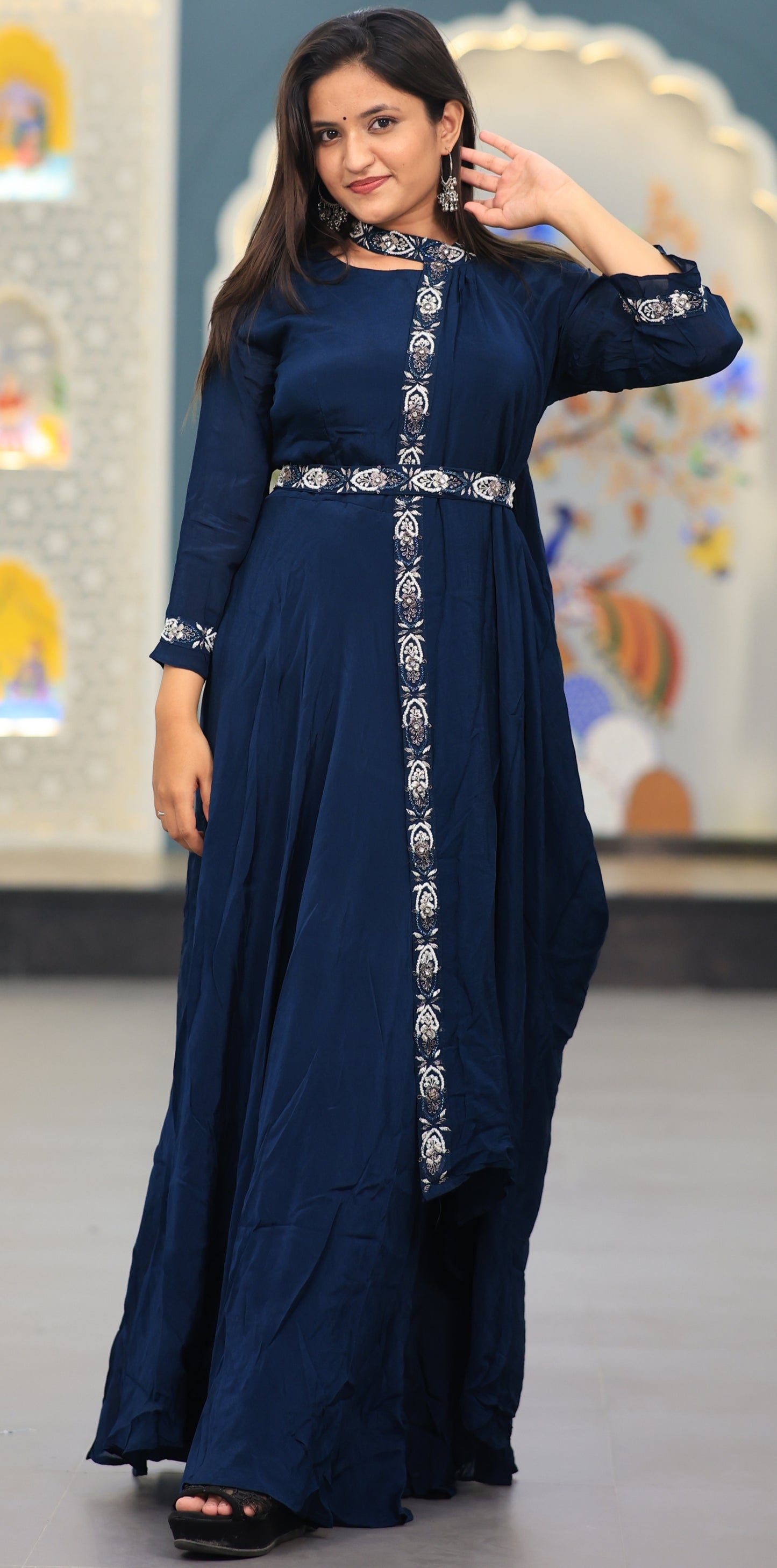 INDO WESTERN GOWN