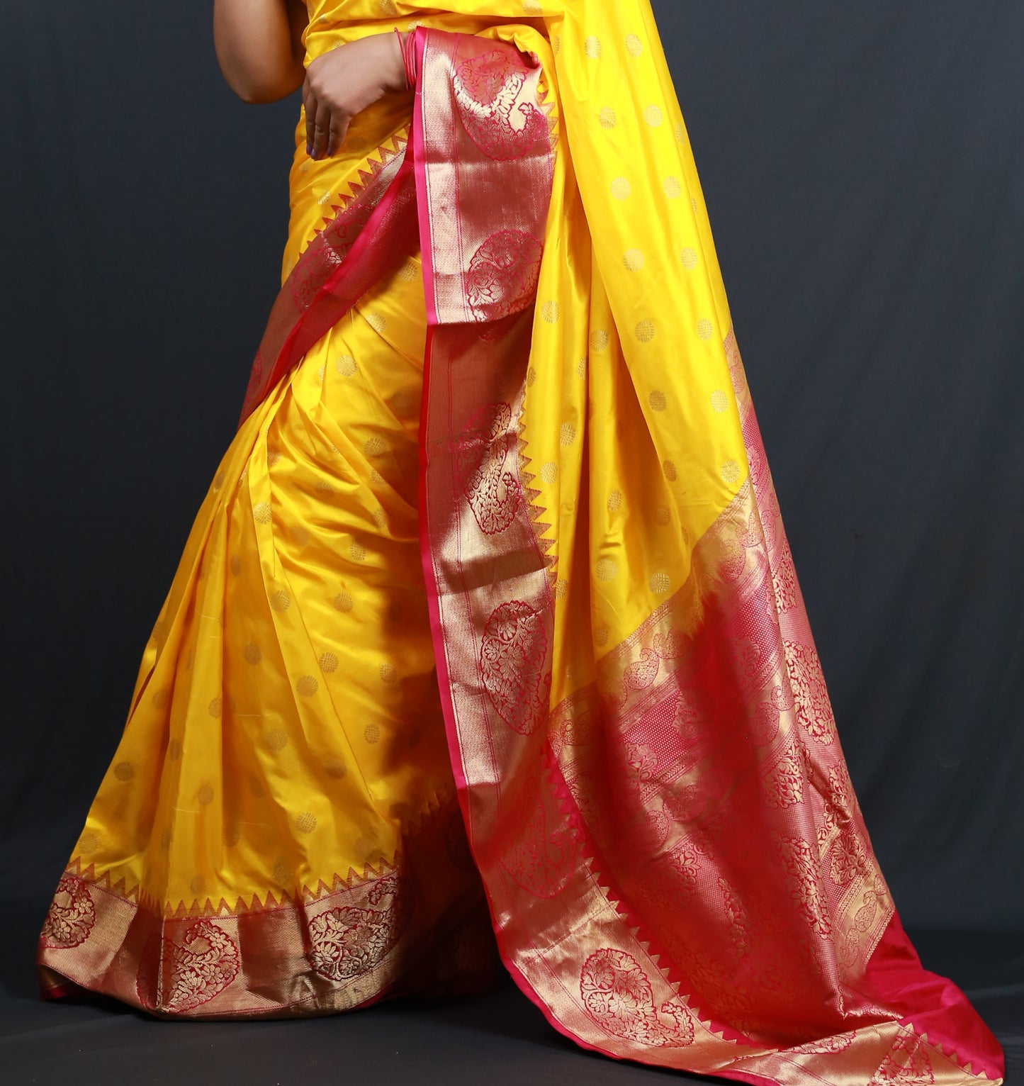 HANDLOOM SILK SAREE