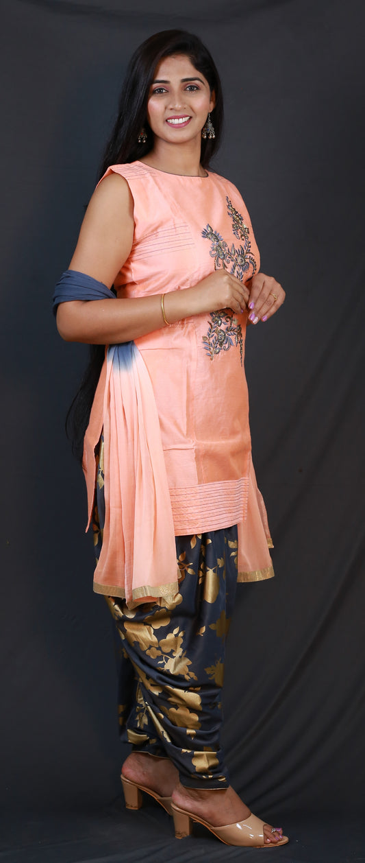 PUNJABI SUIT