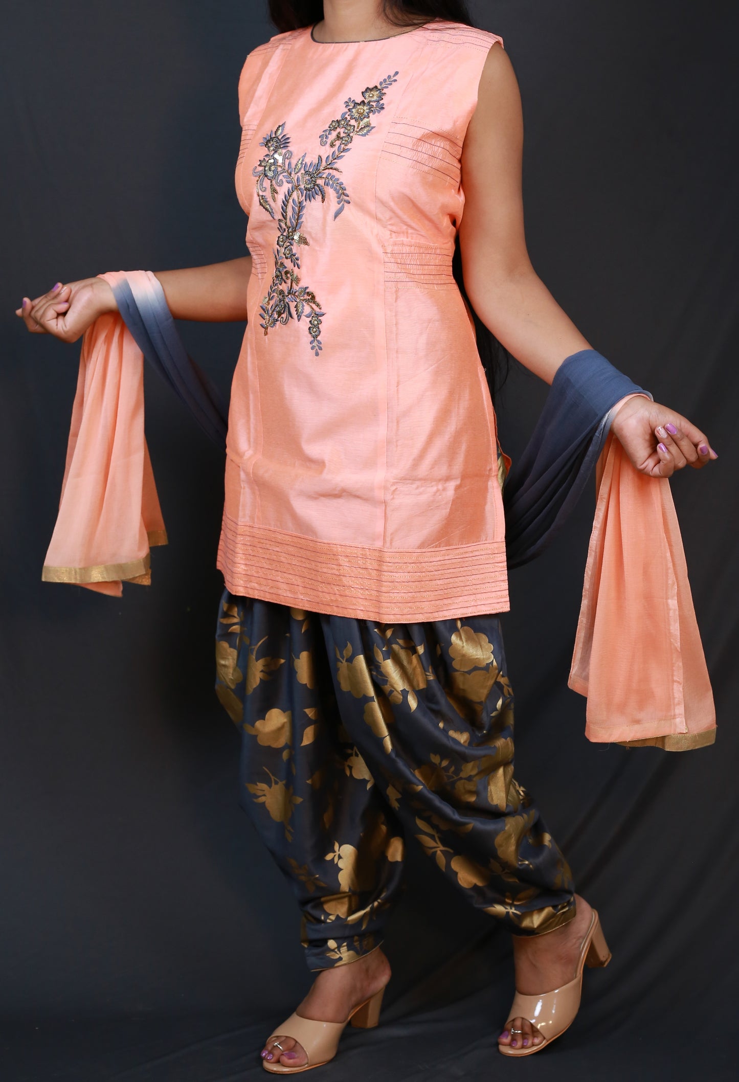 PUNJABI SUIT