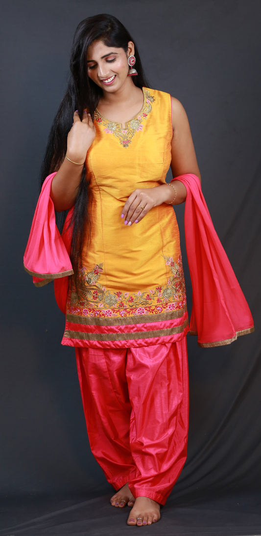 PUNJABI SUIT