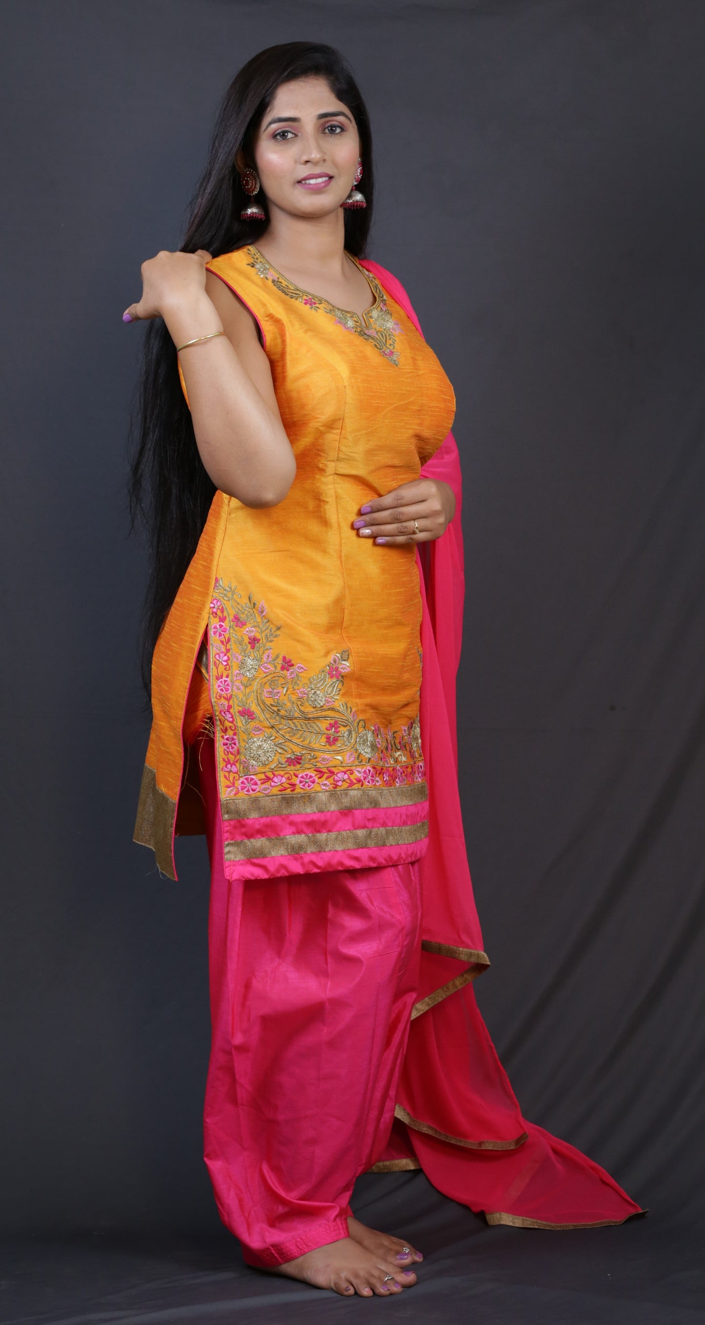 PUNJABI SUIT