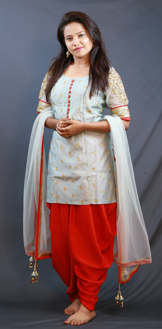 PUNJABI  SUIT