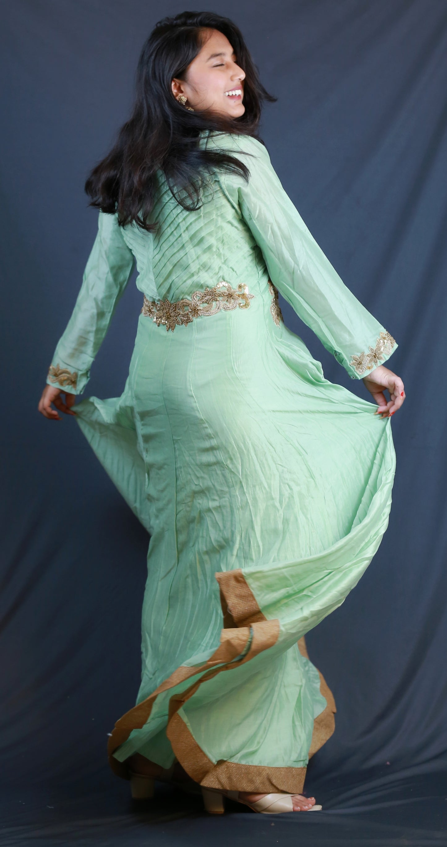 GOWN