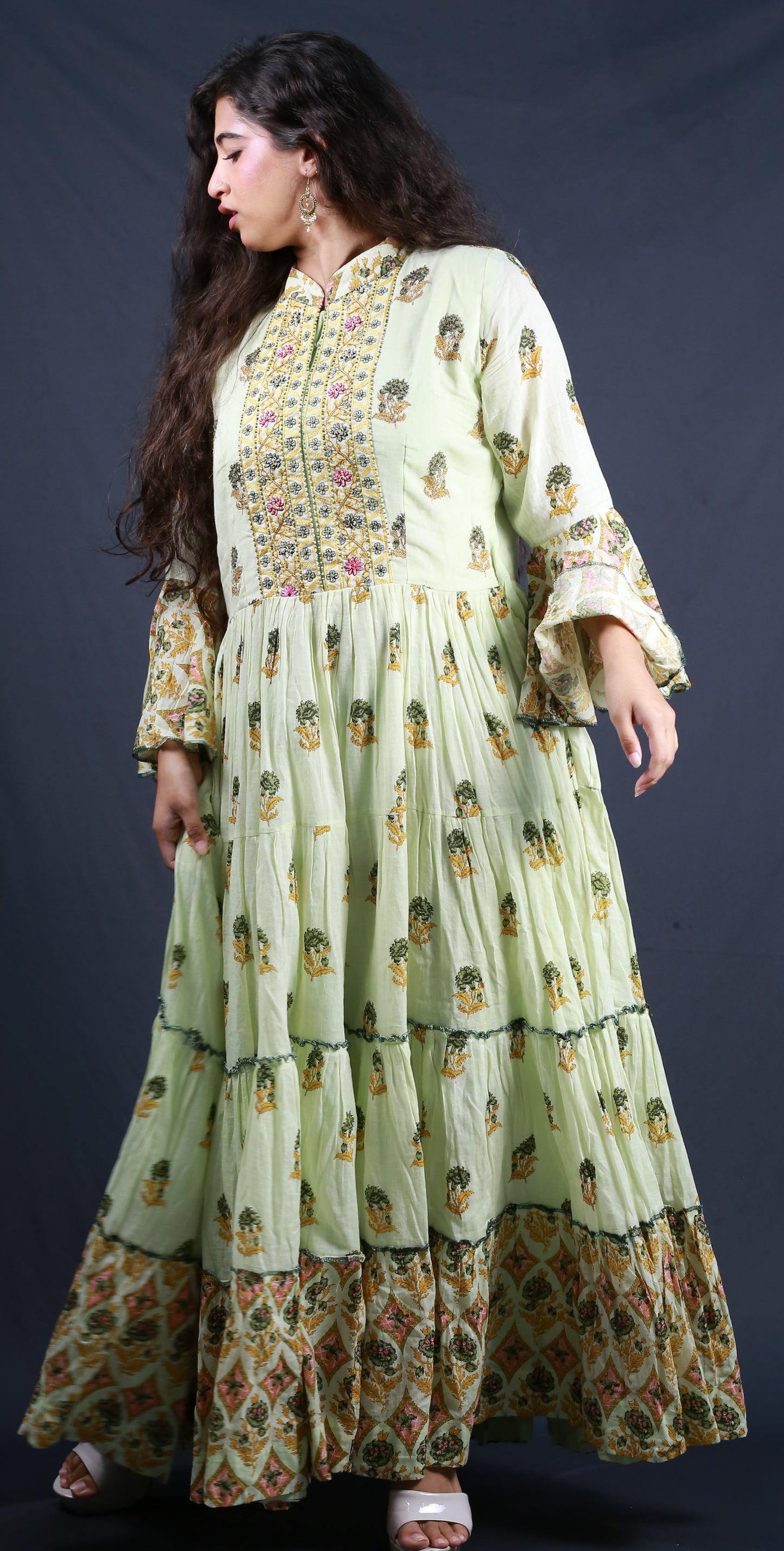 GOWN
