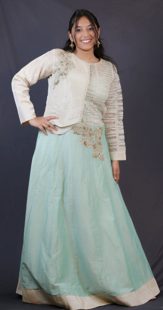 GOWN
