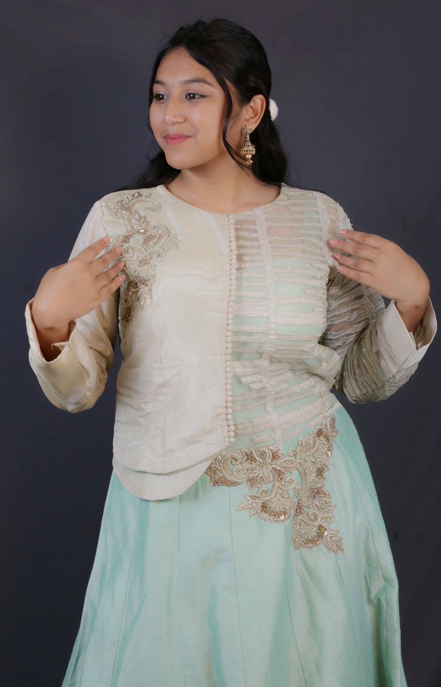 GOWN