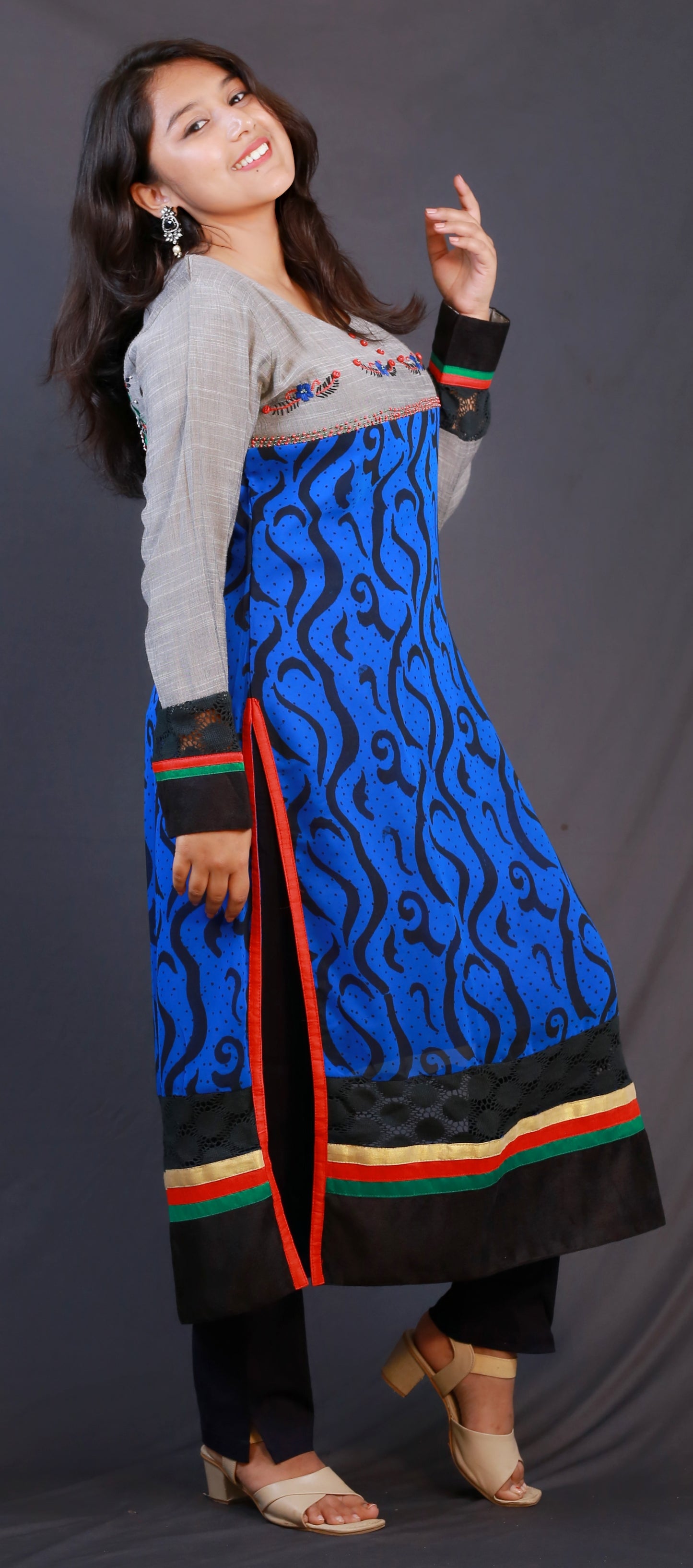 KURTI