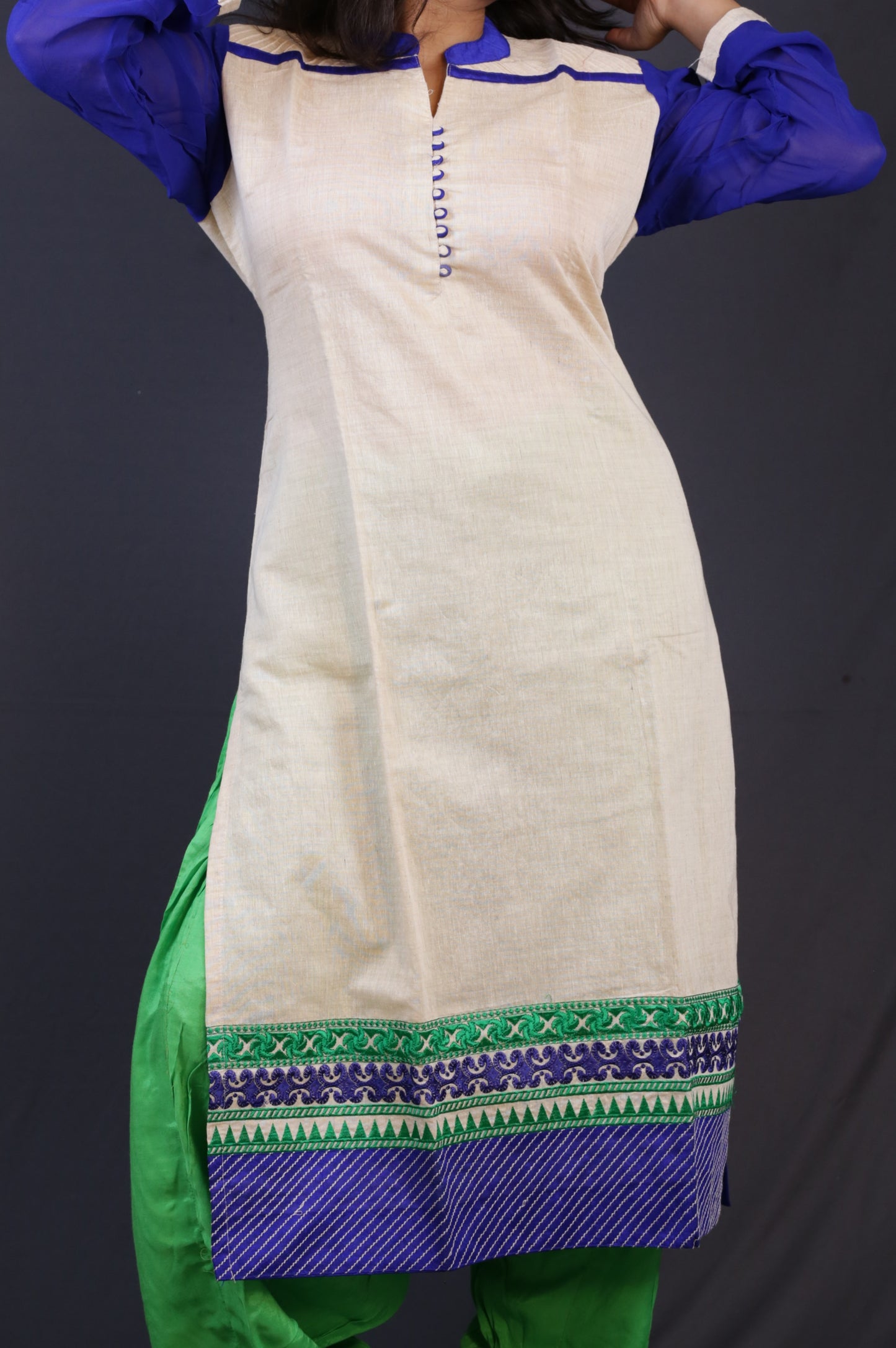 KURTI