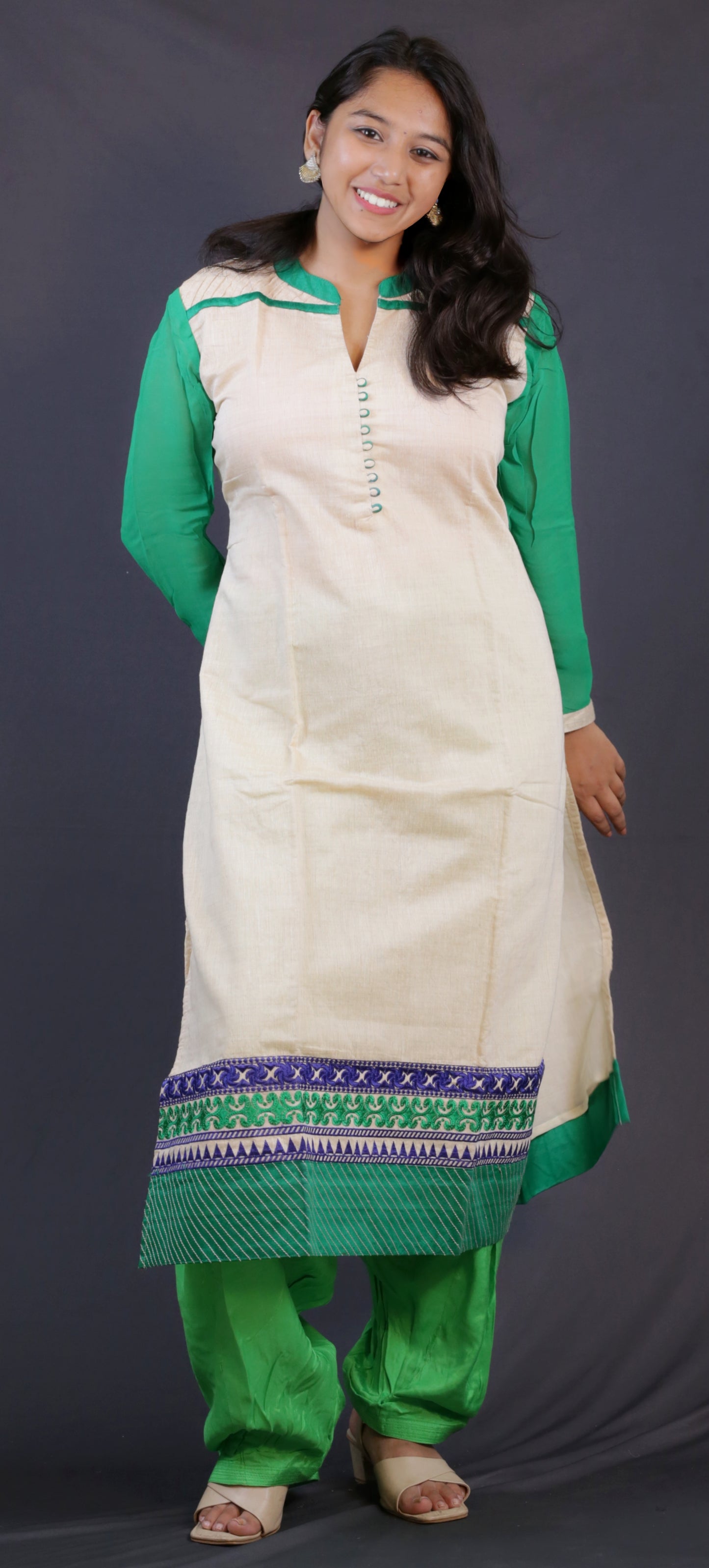 KURTI