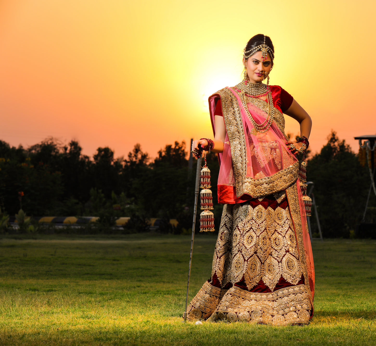 BRIDAL GHAGRA ODHNI